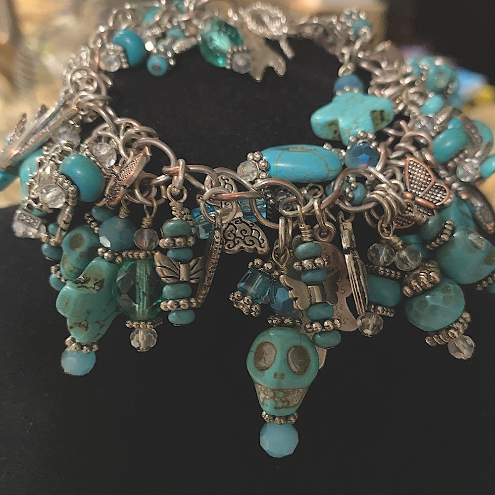 Beautifully made, Day of the Dead turquoise bracelet.